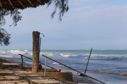 Kena_Diani Beach